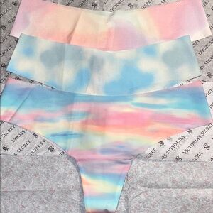 PINK Victoria’s Secret Dreamy Aura Water Color No Show Thongs